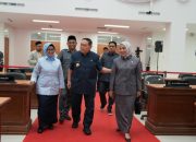 Wujud Pertanggungjawaban Wagub Sulbar Serahkan LKPJ 2024 ke DPRD