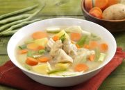Resep Sup Ayam Sayuran Gurih Pedas, Lezat!
