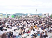 Sholat Idul Adha Bersama di Anjungan Pantai Manakarra, Gubernur Sulbar Ungkapkan Ini!!