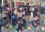 Desak Kapolresta Mundur,Gabungan Masyarakat dan Mahasiswa Demo di Polresta Mamuju