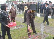 Polres Wajo Bersama Forkopimda Laksanakan Tabur Bunga HUT ke-80 Kemerdekaan RI di TMP Empagae