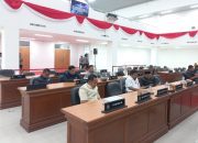 Fraksi-Fraksi DPRD Sulbar Sampaikan Pemandangan Umum Terhadap Raperda APBD 2025