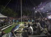 Makkuliwa Sandeq Silumba 2025: Doa-doa Mengudara dari Atas Perahu di Pantai Bahari Polewali Mandar