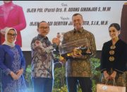 Malam Pisah Sambut Kapolda: Gubernur Harap Irjen Pol Adi Geriyan Bisa Bawa Sulbar ke Arah yang Lebih Baik