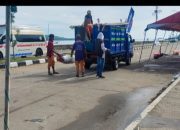 DLHK Mamuju Kawal Kebersihan Jalan Arteri Selama Event Sandeq Silumba 2025