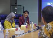 Rendahnya Akses Pendidikan Tinggi, BRI Danareksa Sekuritas Salurkan Beasiswa untuk Dukung Pemerataan Pendidikan di Indonesia