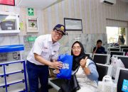 Hari Pelanggan Nasional, PT KAI Divre IV Tanjungkarang Gelar Kegiatan Sapa Pelanggan