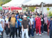 Ribuan Warga Ikuti Kegiatan Jalan Santai, Suhardi Duka; Bergerak Bersama di Usia ke-21 Sulbar
