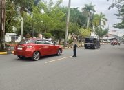 Sat Lantas Polres Palopo lakukan Pengaturan Lalu-lintas pagi hari, memberikan pelayanan kepada masyarakat Pengguna Jalan