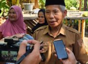 Janji Kampanye Ditepati: Gubernur Suhardi Duka Salurkan TPPD untuk Kades dan Perangkatnya