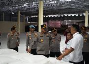 Kapolda Sulbar Tinjau Gudang Jagung Bulog di Sarudu, Tekankan Penyerapan Hasil Panen Petani