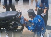 Pajak Lunas, Sulbar Maju : BPKPD Gencarkan Sosialisasi dan Aksi Tempel Kendaraan di Lingkup Pemprov Sulbar