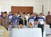 Gubernur Sulbar Suhardi Duka Launching Maskot Kejurnas Catur “Ratu Malea”