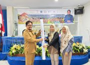 Dinas Kesehatan Sulbar Bagikan Media Spanduk Ajakan “Ayo ke Posyandu” untuk Tingkatkan Kesadaran Masyarakat