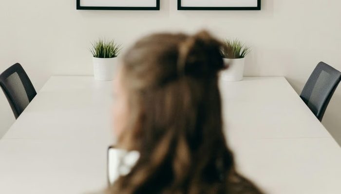 Mengelola Keuangan Saat Transisi Karier, Butuh Jembatan Finansial Sementara?