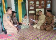 Penyandang Disabilitas di Desa Hasanah Kini Miliki Dokumen Kependudukan Setelah Puluhan Tahun Tak Punya