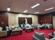 Rapat Pemantapan HKG PKK ke-53, Dinkes Sulbar Siapkan Dukungan Kesehatan melalui Penyerahan PMT dan Skrining PTM