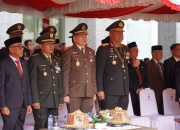 Kapolda Sulbar Hadiri Upacara Hari Pahlawan: Semangat Juang Terus Membara!