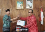 Resmi Miliki KTP Elektronik, WNA asal Maroko Apresiasi Disdukcapil Luwu Utara