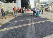 KAI Daop 1 Jakarta Tingkatkan Keselamatan di Perlintasan Sebidang Cikampek dengan Pengerasan Jalan