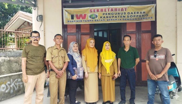 Kesbangpol Soppeng Jalin Silaturahmi, Kunjungi Sekretariat IWO Jalan Pemuda