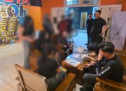 Sat Reskrim Polres Soppeng Gelar KRYD, Amankan Sejumlah Miras di Tempat Hiburan Malam