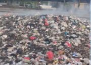 KAI Daop 1 Jakarta Kembali Ingatkan Warga Tidak Buang & Bakar Sampah di Sepanjang Jalur KA