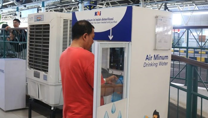 Daop 6 Yogyakarta Ajak Penumpang Gunakan Tumbler di Stasiun