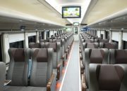 KAI Daop 8 Surabaya Hadirkan Rangkaian Stainless Steel New Generation untuk KA Argo Wilis dan KA Turangga, Wujudkan Pengalaman Perjalanan Lebih Modern dan Berkelas