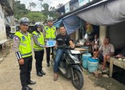 Polantas Polda Sulbar Gencarkan Sosialisasi dan Bagikan Brosur Tertib Berlalu Lintas