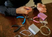 Satu Pekerjaan di Era Serba Hustle, Masih Masuk Akal atau Sudah Ketinggalan Zaman?