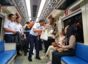 Dirut KAI Tinjau Kesiapan Operasional LRT Jabodebek pada Malam Pergantian Tahun