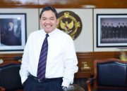 Achsanul Qosasi Kawal Ujian Doktor Dosen UNIBA Madura, Tegaskan Komitmen Mutu Akademik