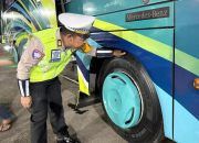 Pastikan Keselamatan Penumpang, Dirlantas Polda Sulbar Cek Langsung Kelayakan Bus AKAP