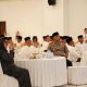 Kapolda Sulbar Hadiri Buka Puasa Bersama, Apresiasi Capaian Pembangunan Sulbar dalam Satu Tahun Kepemimpinan SDK-JSM