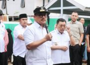 Pantau Pasar Murah di Majene, Gubernur Suhardi Duka Pangkas Harga Bawang dan Telur, Warga Antusias Belanja