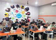 Telkom AI Center Makassar Bekali Mahasiswa Bangun Web Portfolio AI untuk Hadapi Gig Economy