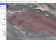 Analisis Bor Ledak dan Stabilitas Lereng Tambang Berbasis AI Strayos