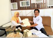 Penataan Aset Pemerintah, Kantor Pertanahan Mamuju Serahkan Sertipikat Hak Pakai kepada Instansi Pemkab