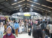 Hari Ke-8 Angkutan Lebaran 2026, KAI Daop 2 Bandung Catat Pelayanan Tertinggi Pada Arus Mudik