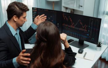 Bagaimana Konflik Internasional Mempengaruhi Pair Forex Utama: Analisis Ketegangan Iran-AS terhadap EUR/USD