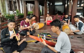 Kenalkan Budaya Daerah, Anjungan Sulbar Latih Seni Tradisional Sulbar untuk Anak-Anak Jakarta
