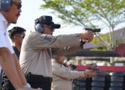 Eksebisi Menembak Forkopimda Warnai Keseruan HUT Bhayangkara ke-80 di Polda Sulbar