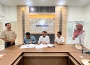 Percepat Program PTSL 2026, Kantor Pertanahan Mamuju Teken Kontrak PBT Foto Tegak