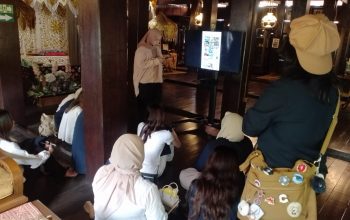Anjungan Provinsi Sulawesi Barat Terima Kunjungan Edukasi Budaya Rombongan ‘Arek Suroboyo’ Mahasiswi UNESA