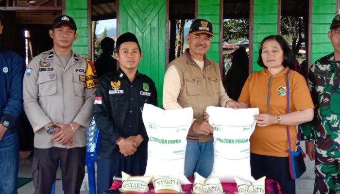 Ribuan Warga Kecamatan Seko Terima Bantuan Beras dan Minyak Goreng dari Program Ketahanan Pangan Nasional