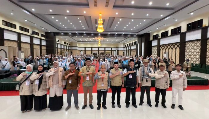 Pemprov Sulbar Terima Secara Langsung Kedatangan Rombongan Jamaah Haji Kloter UPG 12