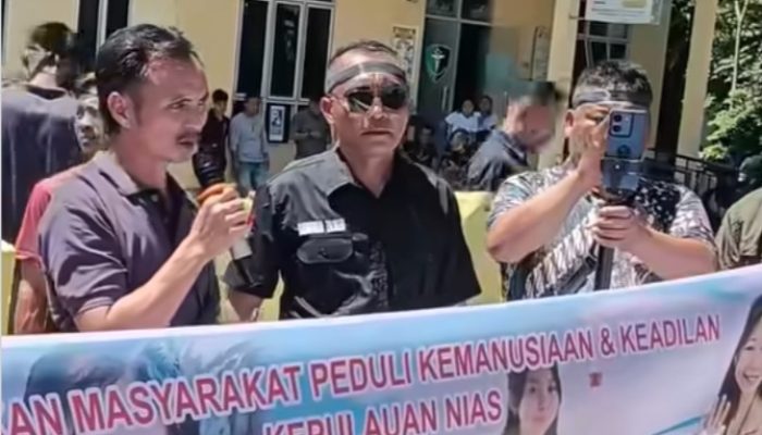 Tangis Ayah Agnis Pecah di Mapolres Nias, GMPKKN Beri Tenggat 7 Hari Ungkap Kasus Pembunuhan