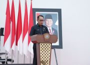 Sekprov Hadiri Paripurna, Tanggapi Pandangan Fraksi DPRD Sulbar