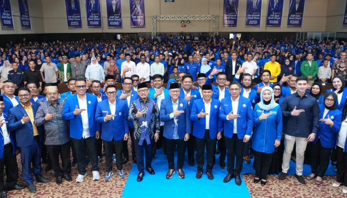 Hadiri Pelantikan DPW PAN, SDK Ungkap Ciri Politik Sulbar: Tak Ada Partai yang Aman, Hanya yang Pahami Denyut Nadi Rakyat